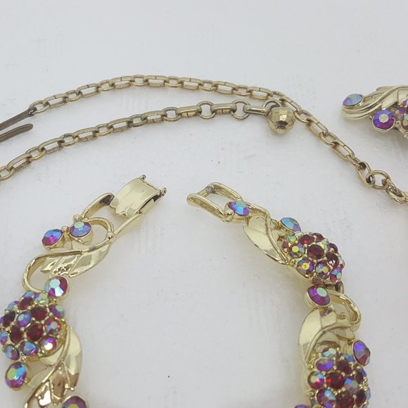 Vtg. Raspberry Rhinestone Set - Picture 16 of 16